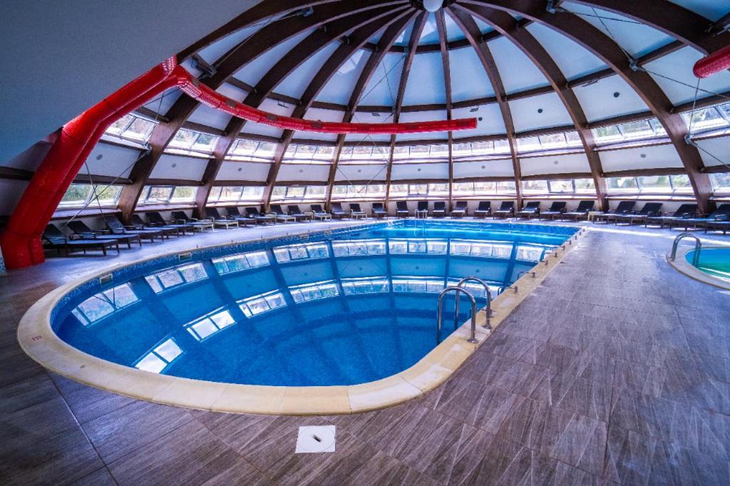 Hotel Perla Slănic Moldova Exterior foto