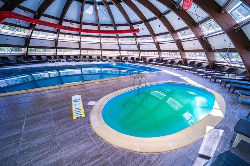 Hotel Perla Slănic Moldova Exterior foto
