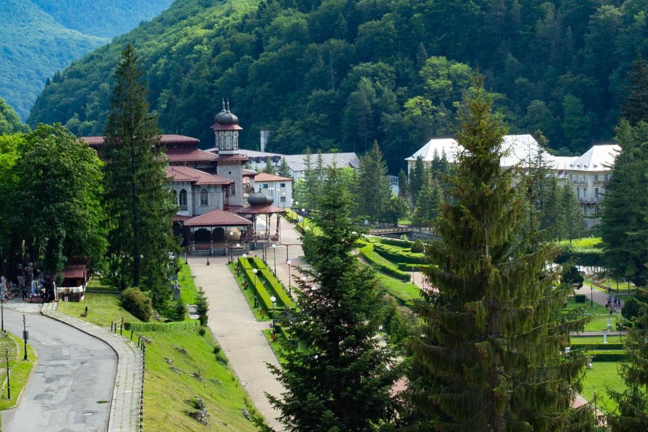 Hotel Perla Slănic Moldova Exterior foto